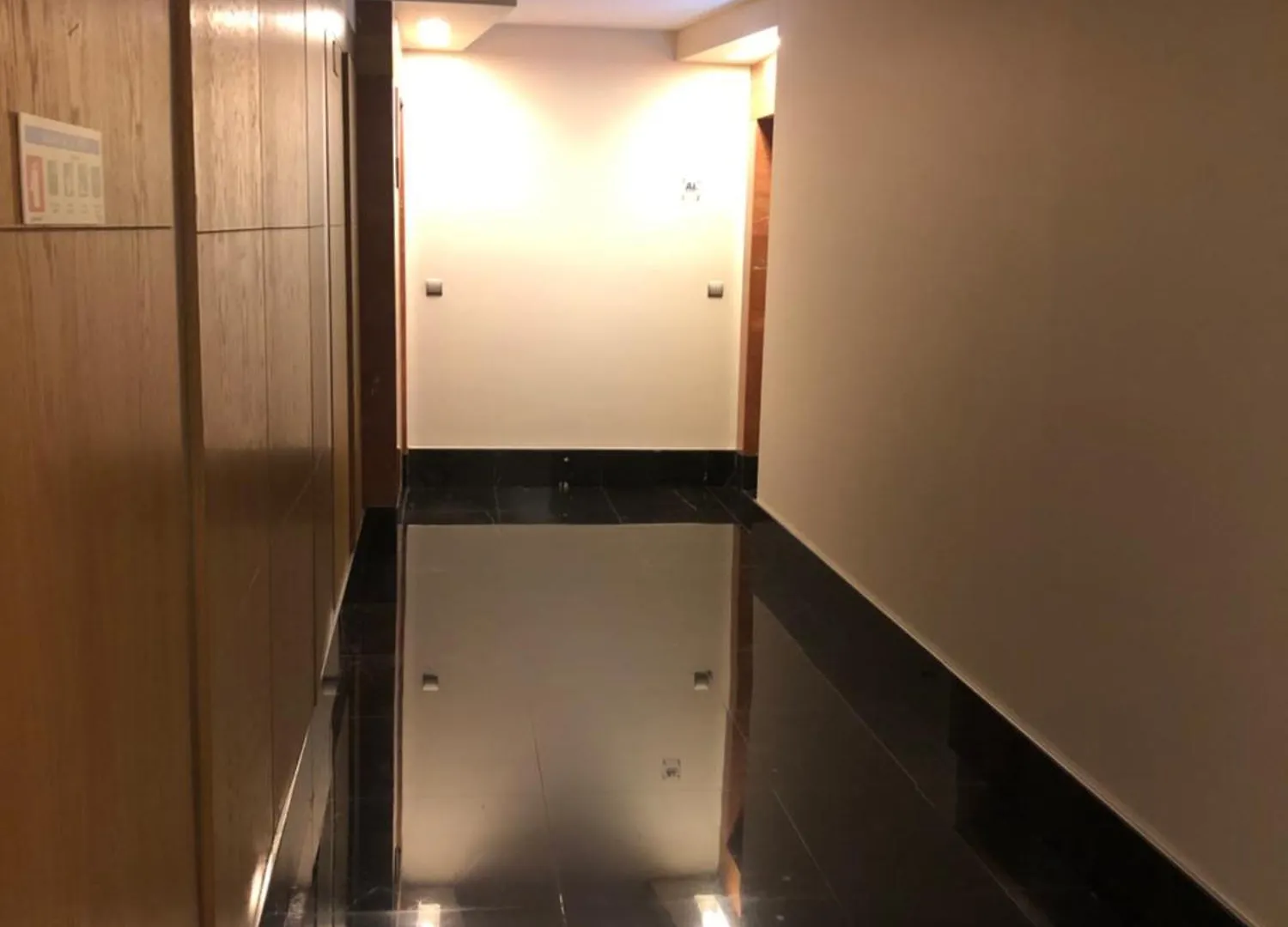 Forum Ocean View Apartment 푼샬 포르투갈