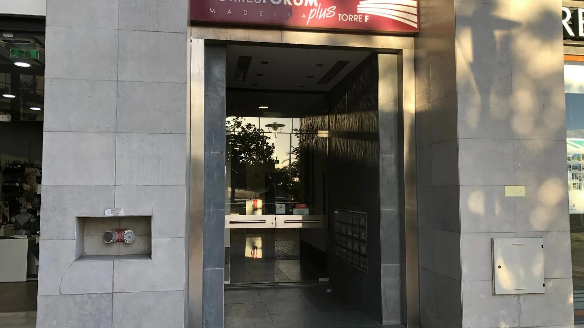 Forum Ocean View Apartment 푼샬